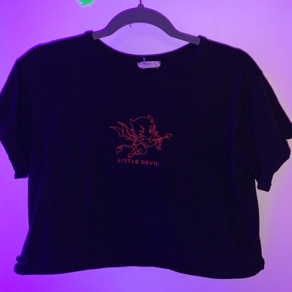 Little devil cartoon cute semi cropped short sleeve tee